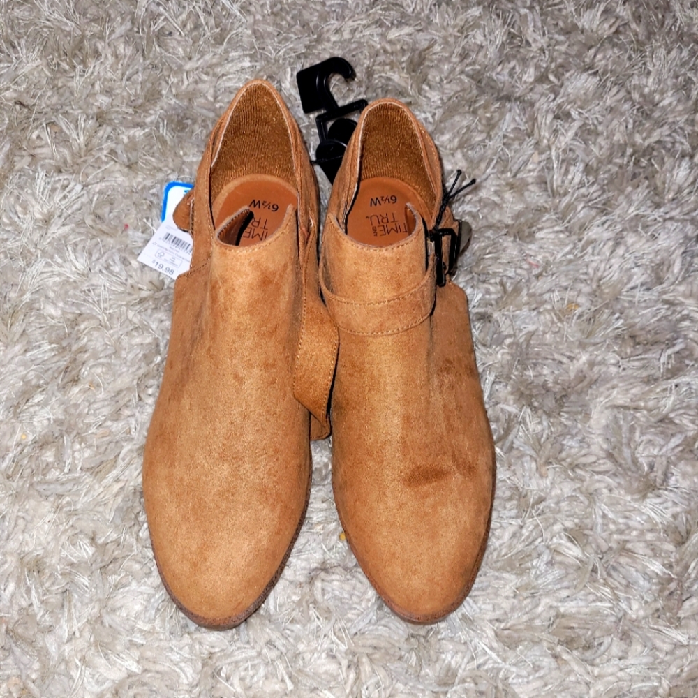 NWT Booties